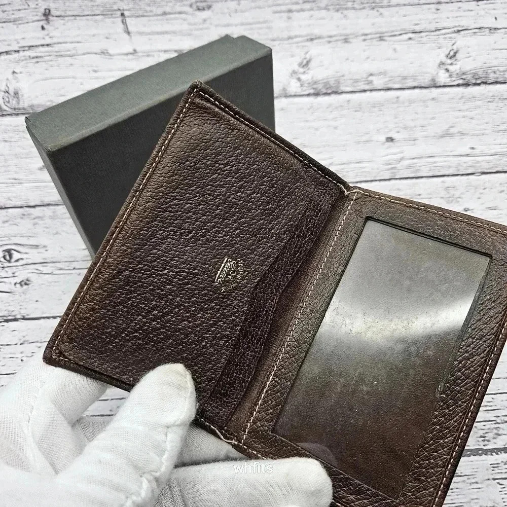Vintage Gucci Bifold Wallet - Picture 2 of 3